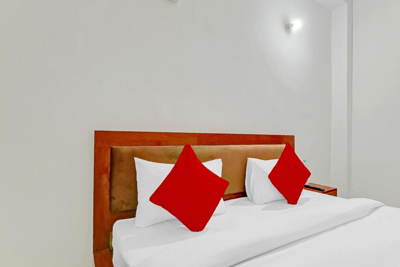 Hotel O Yash Hotel Ґазіабад Екстер'єр фото